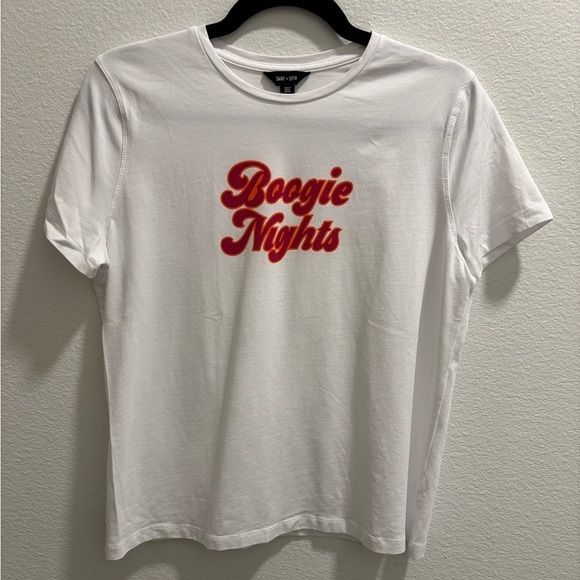 Saint + Sofia Tops - Saint + Sofia White Tee with Boogie Nights text, size USA 4